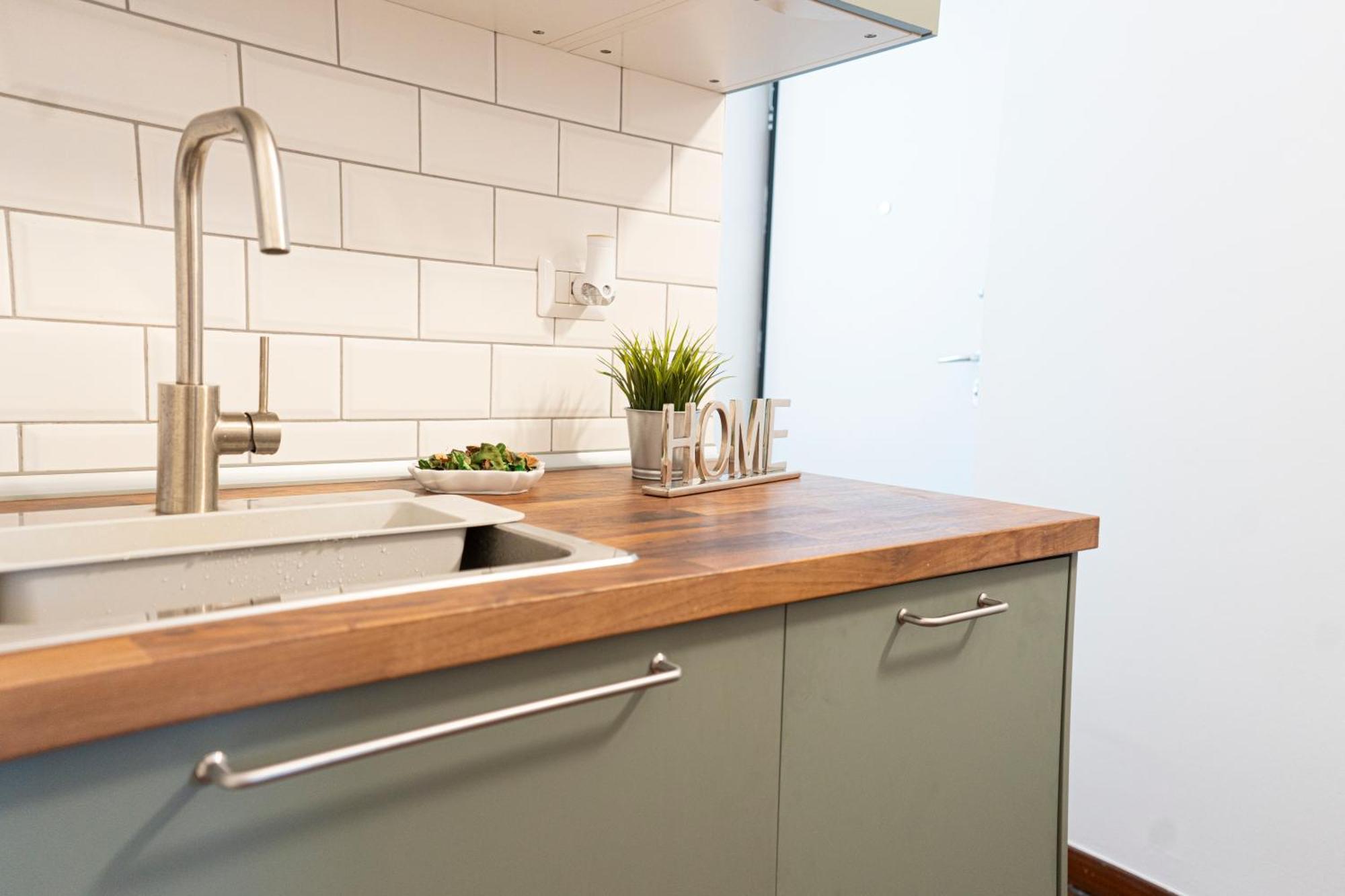 Me43 • Luxury • Chic Apartment