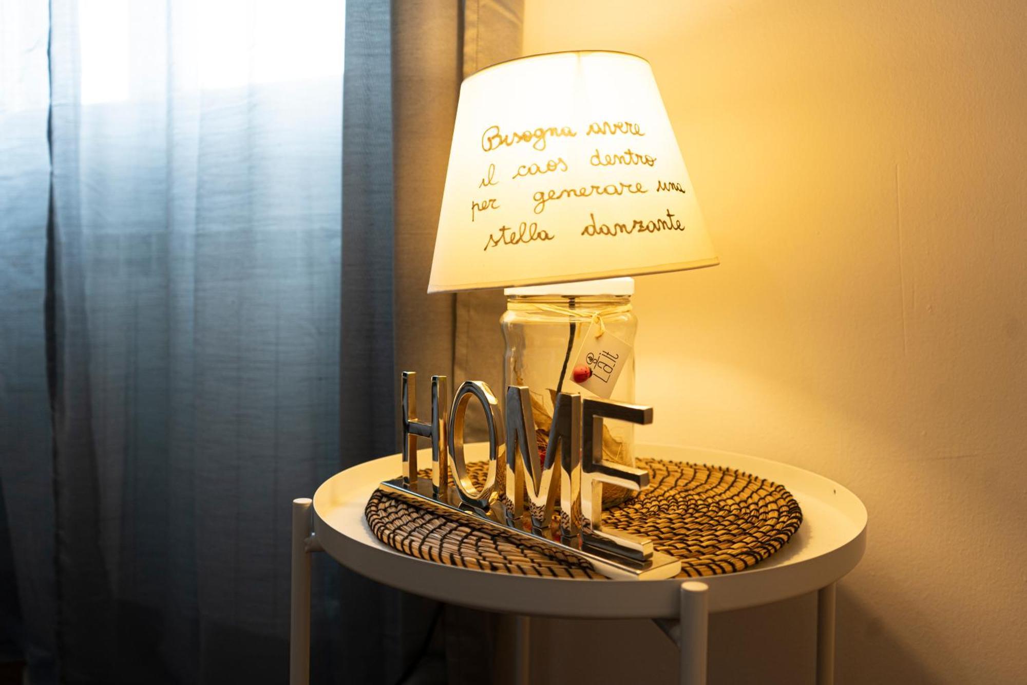 Me43 • Luxury • Chic * Mailand